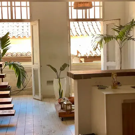 Beautiful Duplex In Old Town With Balcony Apartamento